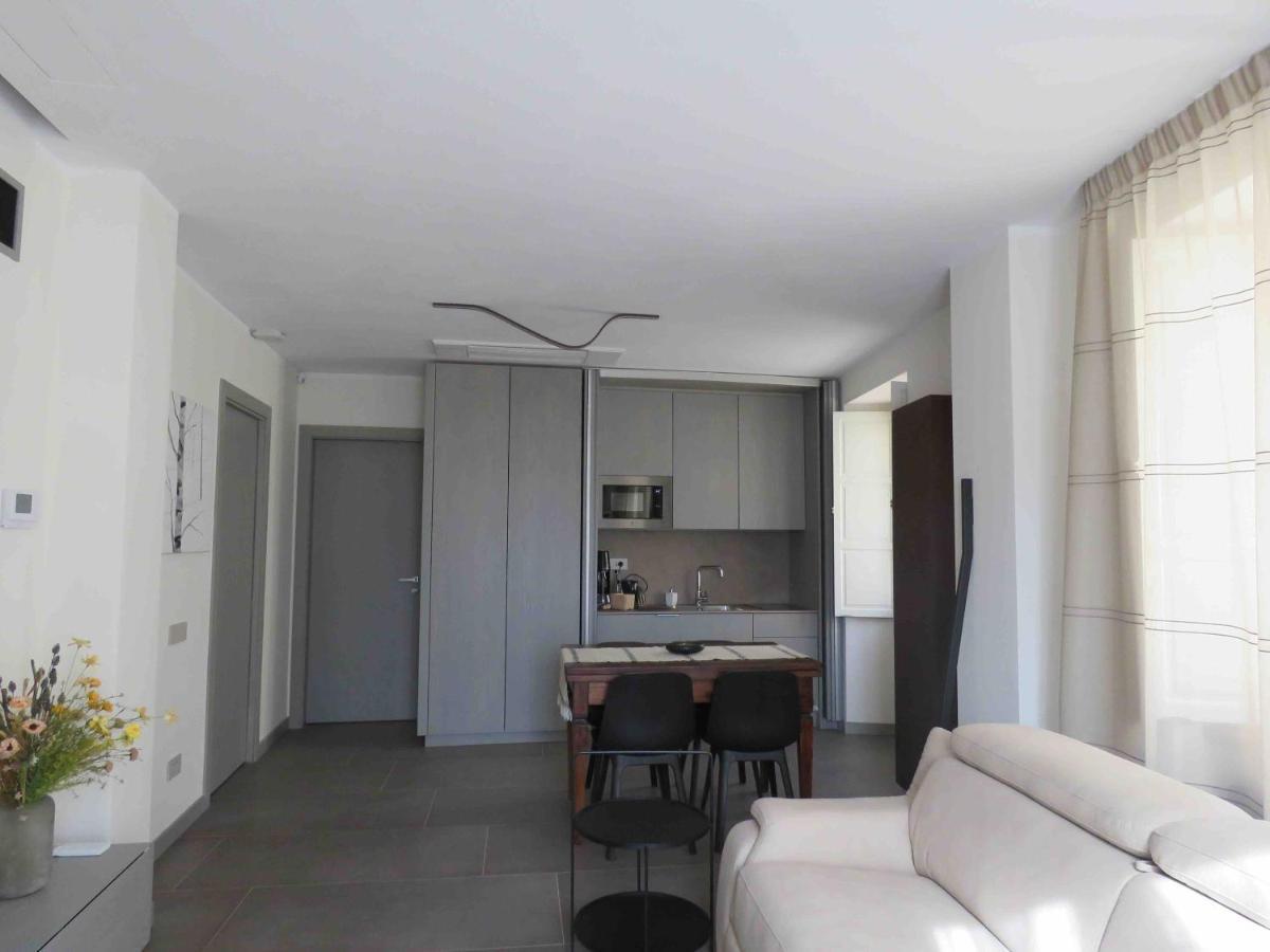 Apartamento Les Fleuves - Doire Aosta Exterior foto